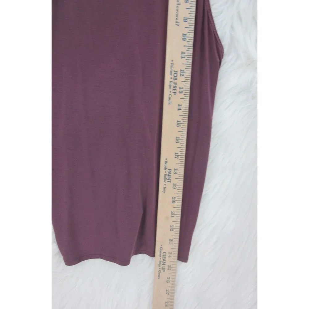 Lululemon Athletica Deep Stretch Racerback Tank Top Women's 2 Maroon Ruched Back